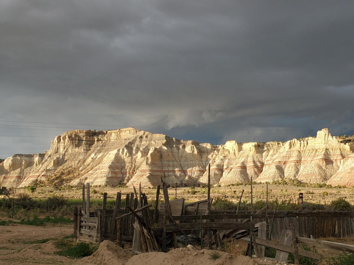 Log Cottages At Bryce Canyon #2 كانونفيل المظهر الخارجي الصورة